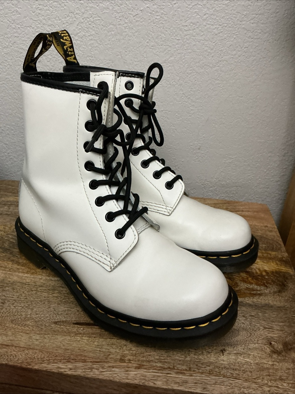 Dr. Martens White Combat Boots US 8 Ladies I